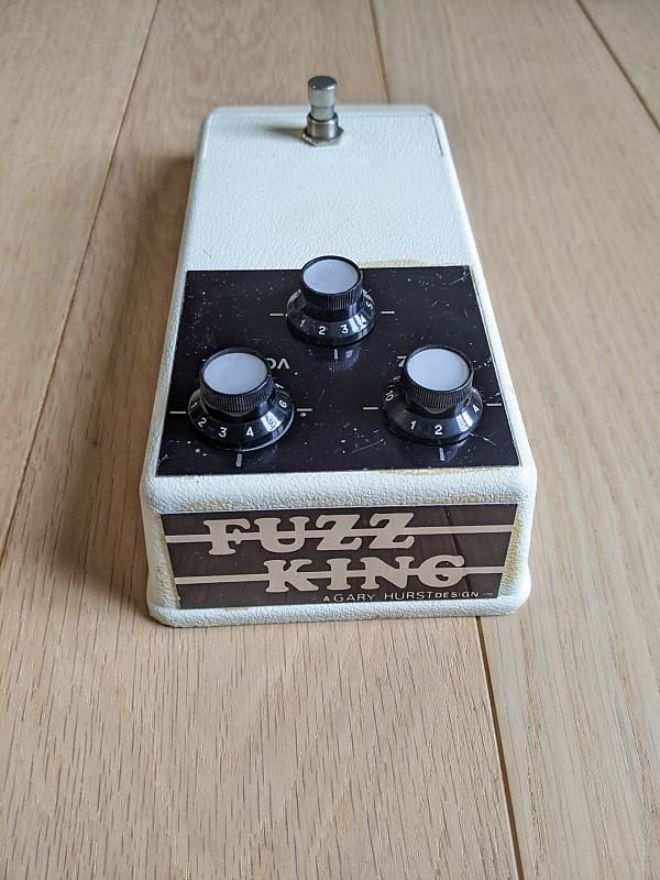 Gary Hurst FUZZ KING 1973-1974 - White | Reverb UK