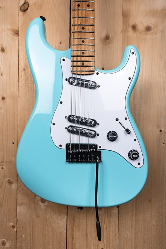 Squier Contemporary Stratocaster Special 2023 - Daphne Blue