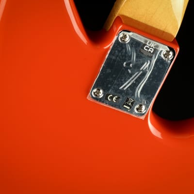 Fender - Kurt Cobain Jag-Stang - Left Handed - Fiesta Red - Lefty - Electric Guitar with Gig Bag - Lefthanded image 12