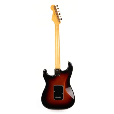 Fender Stevie Ray Vaughan SRV Stratocaster 3-Tone Sunburst image 3
