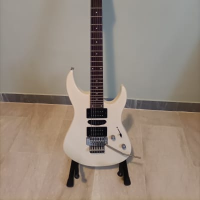 Yamaha RGX 321 1991 - White image 13