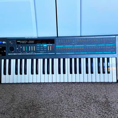 Korg Poly-800 Vintage Polyphonic Synthesiser & Sequencer w/ Black