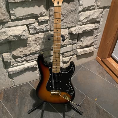 Fender Standard Stratocaster with Maple Fretboard 2006 - 2017 Brown Sunburst image 1