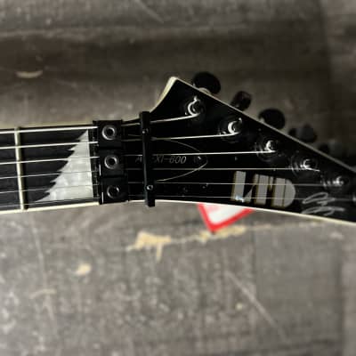 まとめ買いでお得 ESP LTD Alphine 2006 Signature Laiho Alexi Scythe Alexi-600 ギター