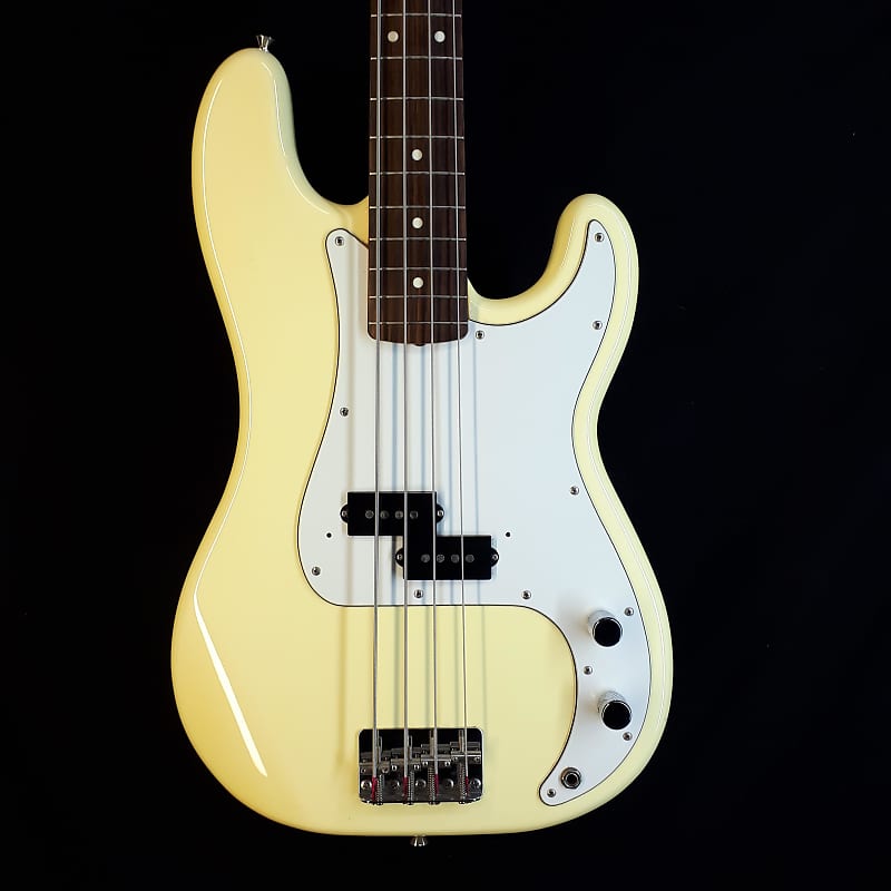 Fender Japan Precision Bass アイボリー Fender Precision Bass Japan 2007-2010 - Vintage White