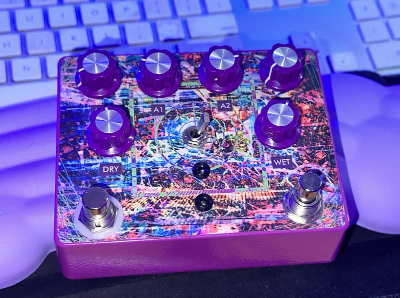 ギター Glowfly Pedals Episodes glitch machine Glowfly Episodes - glitch machine / multi-FX | Reverb