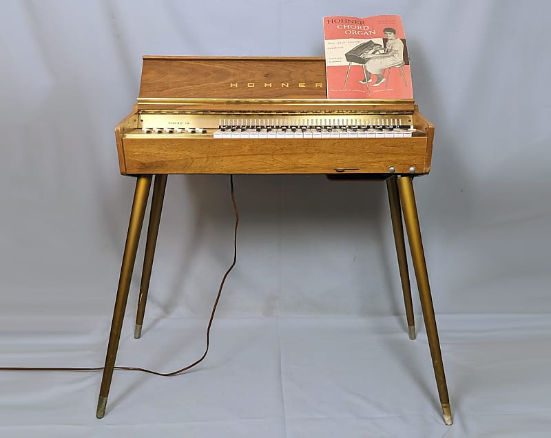 Vintage West German Hohner Chord 18 Reed Organ/Electric | Reverb