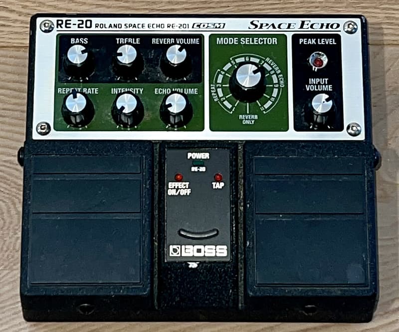 Boss RE-20 Space Echo