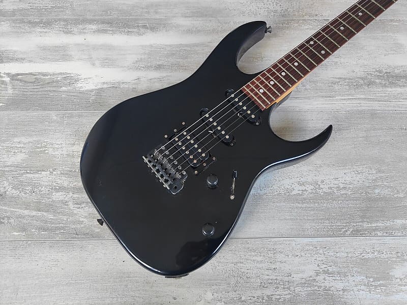 Ibanez deals hss strat