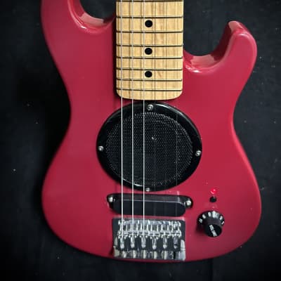 Unbranded Mini Strat Roadie Travel Guitar w Integrated speaker - Red image 5