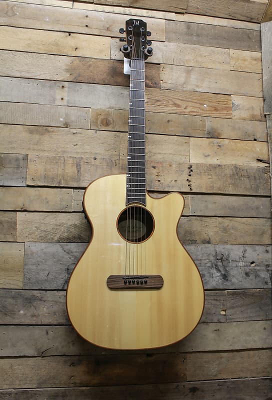 James Neligan LIS-MJCFI Acoustic/Electric Guitar Solid Spruce Top,Fishman Pickup image 1