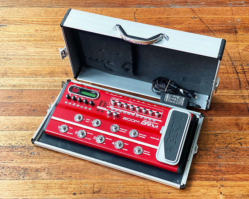 B9.1ut Bass Effects Console | Zoom