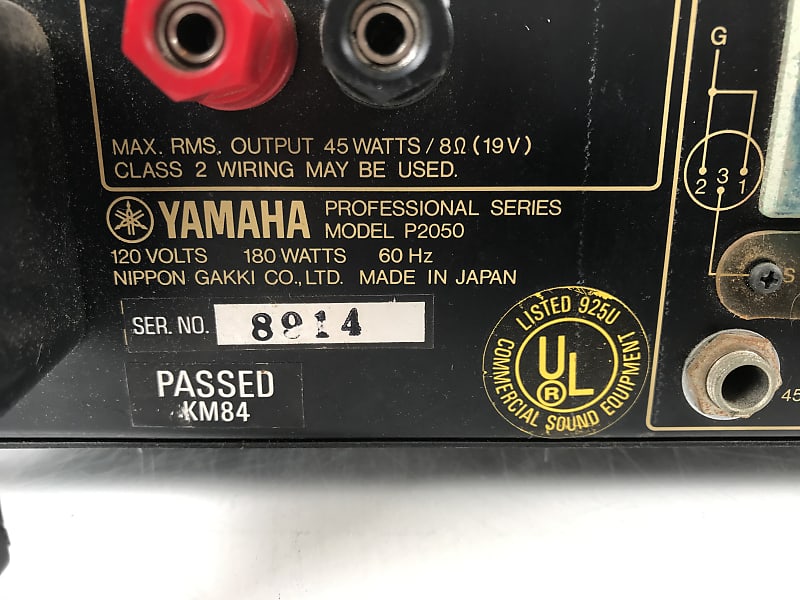 Yamaha P2050 Professional Series Natural Sound Power Amplifier