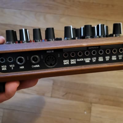 LepLoop v3 (2022) Minimalist Electronic Groovebox | Reverb