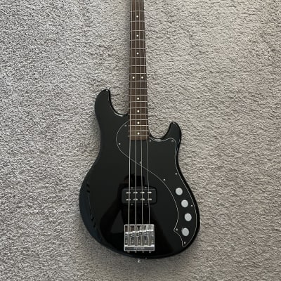 ベース Fender Mexico Deluxe Dimension Bass IV Fender Deluxe Dimension Bass IV 2014 - 2016 | Reverb