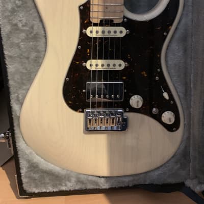 ESP Snapper Japan Custom Shop 2019 Honey Blond | Reverb Belgium