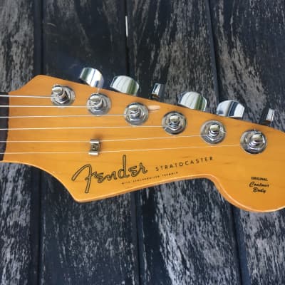 Fender Foto Flame Stratocaster  Dark Green Burst image 3