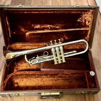 F.E. Olds FE Vintage 70s Olds and Son Special Fullerton Trumpet w Case 1971 - Brass image 1