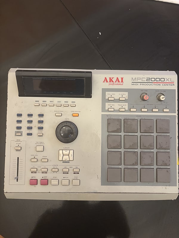 Akai MPC2000XL MIDI Production Center - Grey image 1