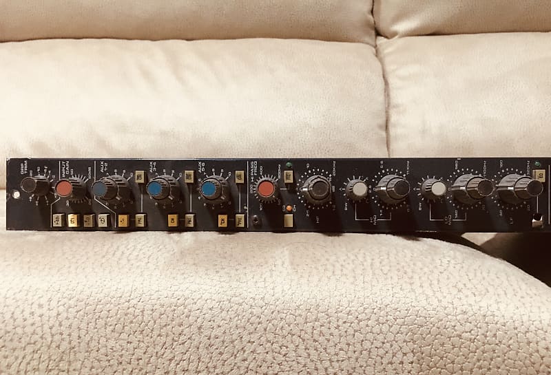 Soundcraft ts24 8channels and 2motherboard Reverb