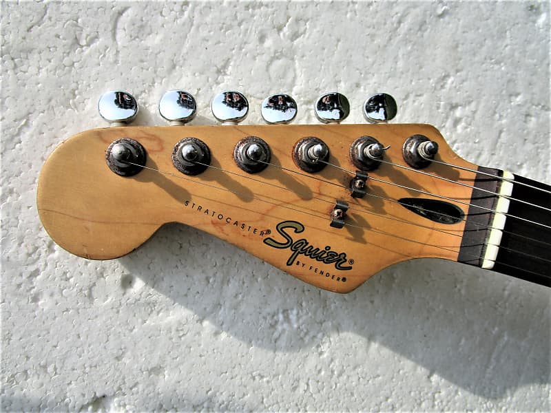 Squier Standard Stratocaster Left-Handed 1996 - 2000