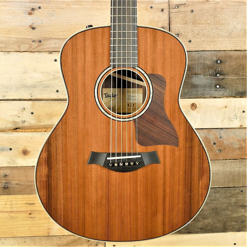 Taylor GT 811e - Natural