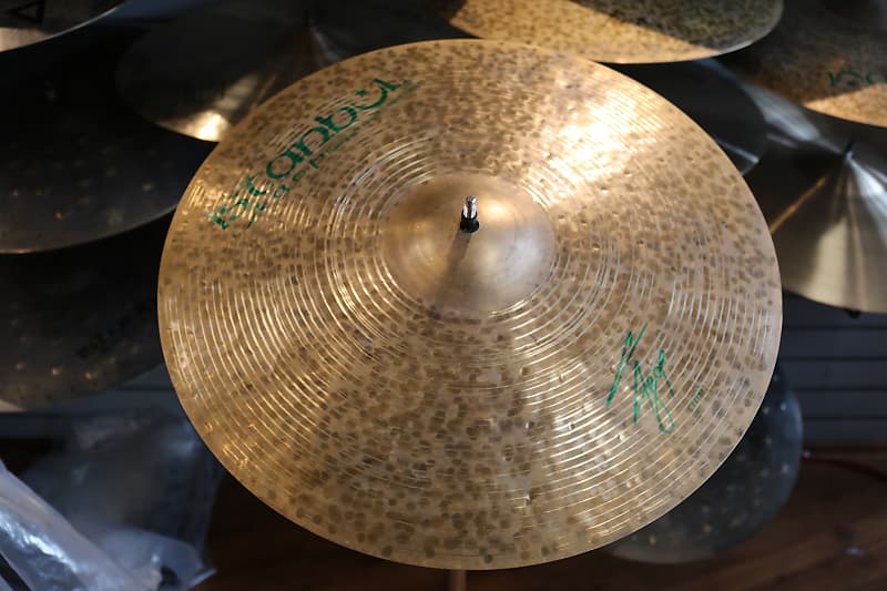 Istanbul Agop 18