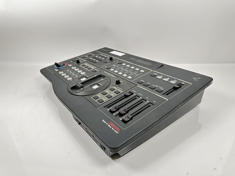 PanasonicデジタルAVミキサーWJ-AVE7 中古ジャンク扱い PanasonicデジタルAVミキサーWJ-AVE7中古動作品の出品です