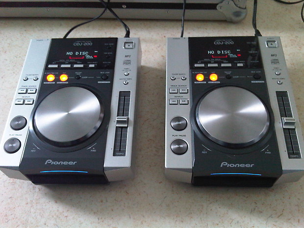 Pioneer CDJ-200 Professional Table-Top CD Player Digital MP3