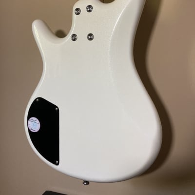 Ibanez GSRM20 Mikro Bass Pearl White image 7