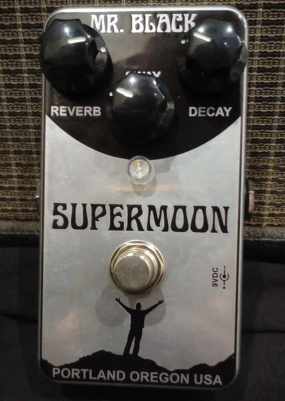 Mr. Black Supermoon Reverb | Reverb Canada