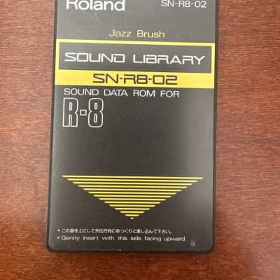 Roland SN-R8-02