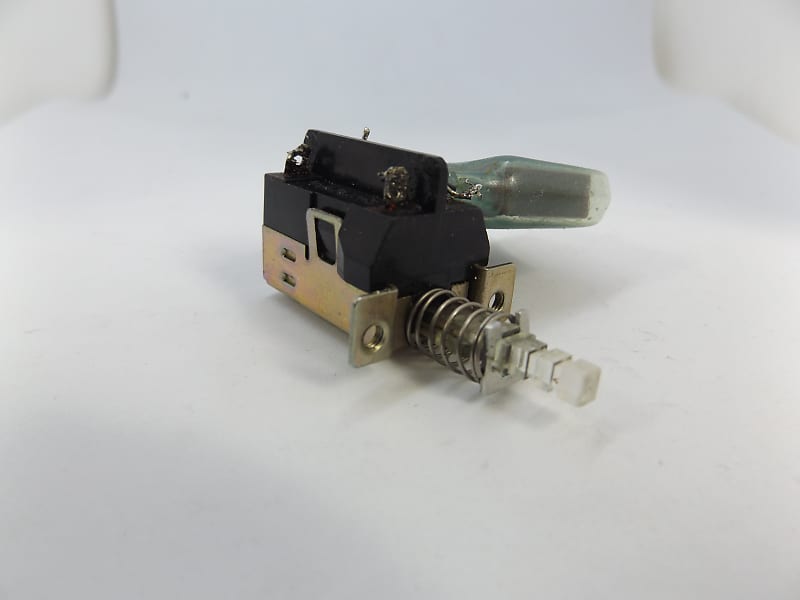 Yamaha receiver model CR-1040 power on off switch working | Reverb