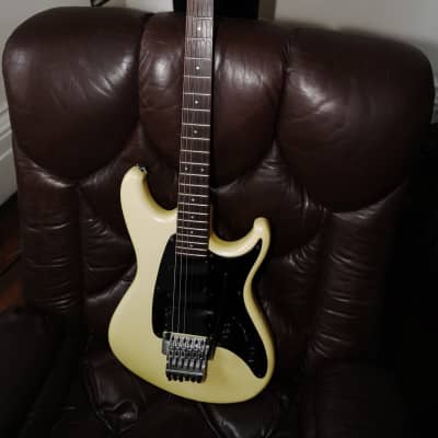 Ibanez RS430-WH Roadstar II Deluxe 1984 - 1985 - White Iridescent image 16