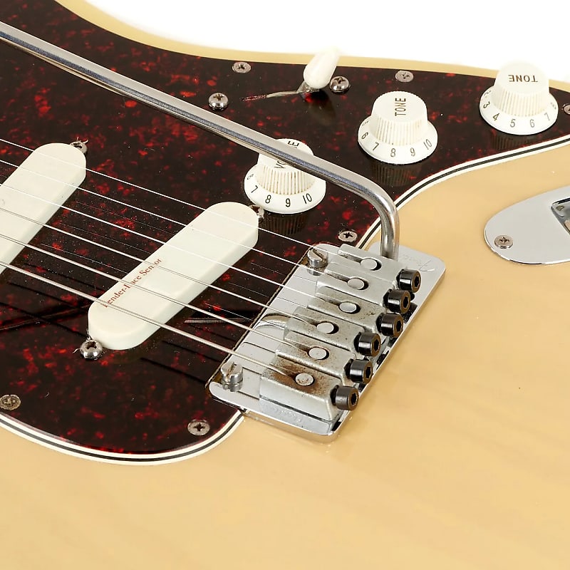 Fender Strat Plus Deluxe Electric Guitar image 10