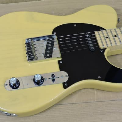 G&L USA Fullerton Deluxe ASAT Classic with Swamp Ash Body, C-Shaped Maple Neck 2017 - Present - Butterscotch Blonde for sale