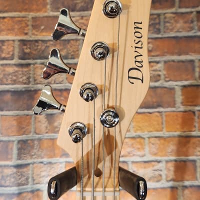 Davison 4-String Bass Black image 4