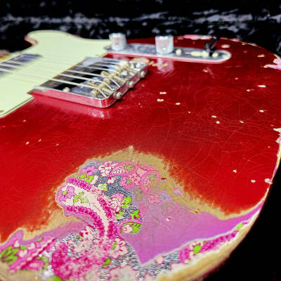 Fender Custom Shop LTD 60s Tele Candy Apple Red Over Pink Paisley 2016 - heavy Relic image 3