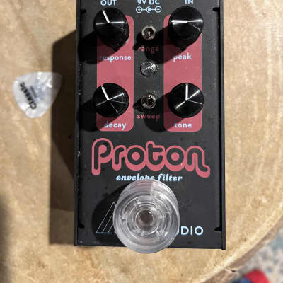 3Leaf Audio Proton MK3 Envelope Filter - Purple | Reverb