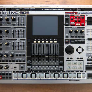 Roland MC-303 グループボックス リズムマシン303 909 808 Roland - MC