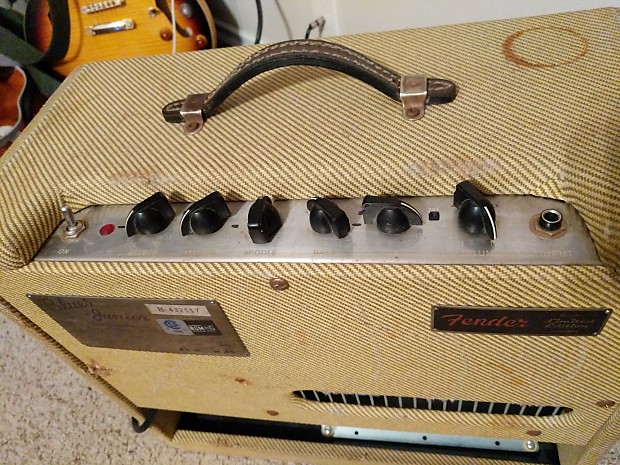 Fender Blues Junior Tweed Relic Guitar Combo Amp Tweed Relic | Musician's  Friend