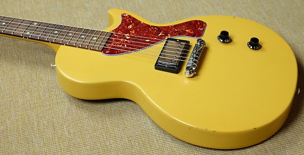 2010 Gibson LE Les Paul Jr. in Vintage Sunburst - CCJR-001