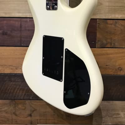 Aria Pro II Mega Metal Stage III in White (LH) 1980's MIJ image 3