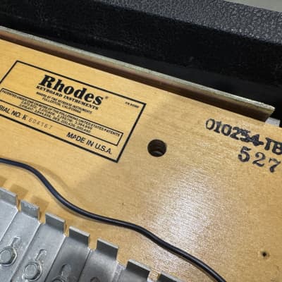 Fender Rhodes Mark I Stage 73-Key Electric Piano 1976 - Black Rounded Top image 9