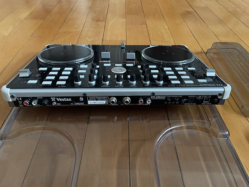 Amazon.com: Vestax VFX-1 Serato ITCH USB MIDI Effect