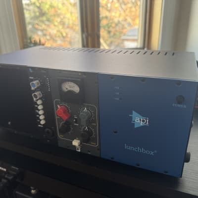 Mesa/Boogie STRATEGY 500 STEREO パワーアンプ Mesa/Boogie Strategy 500 Poweramp - What To Know & Where To Buy