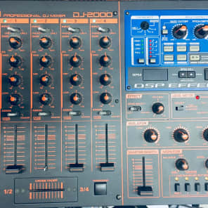 DJ機材 Roland DJ-2000 Roland DJ-2000 Professional DJ Mixer 4 channel Mixing Used