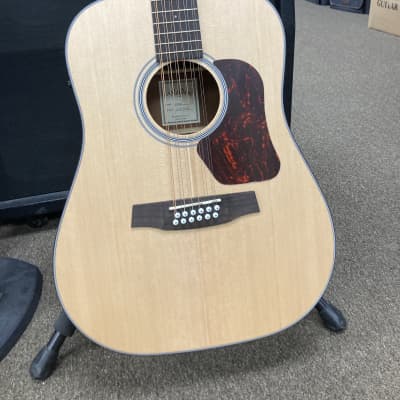 Walden Natura Solid Spruce Top 12-String Dreadnought Acoustic-Electric Open Pore Satin Natural Natura image 2