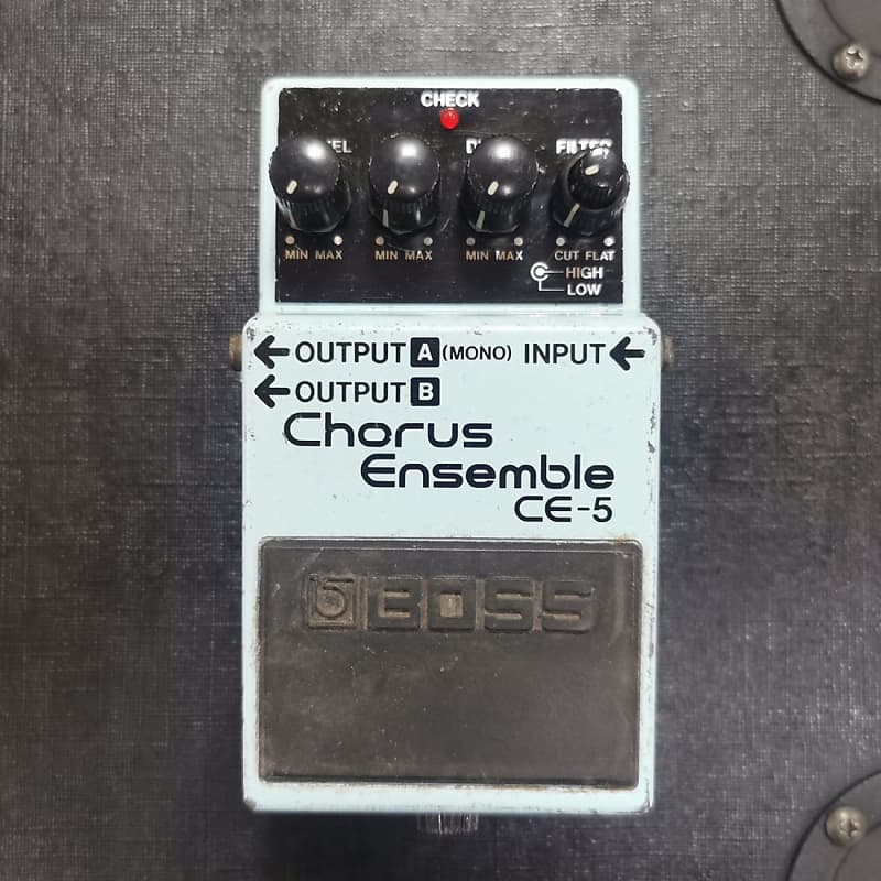 Boss CE-5 Chorus Ensemble Chorus Pedal For Electric Guitar | Reverb UK