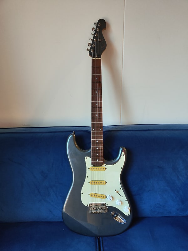 素敵な Hurricane Morris Stella Reverb | 1988 ギター